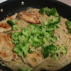 A picture of Cream of mushroom chicken pasta.