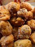 Buñuelos con manzana rallada