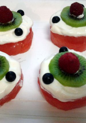 A picture of Ladybirds Watermelon Cup Cakes ..