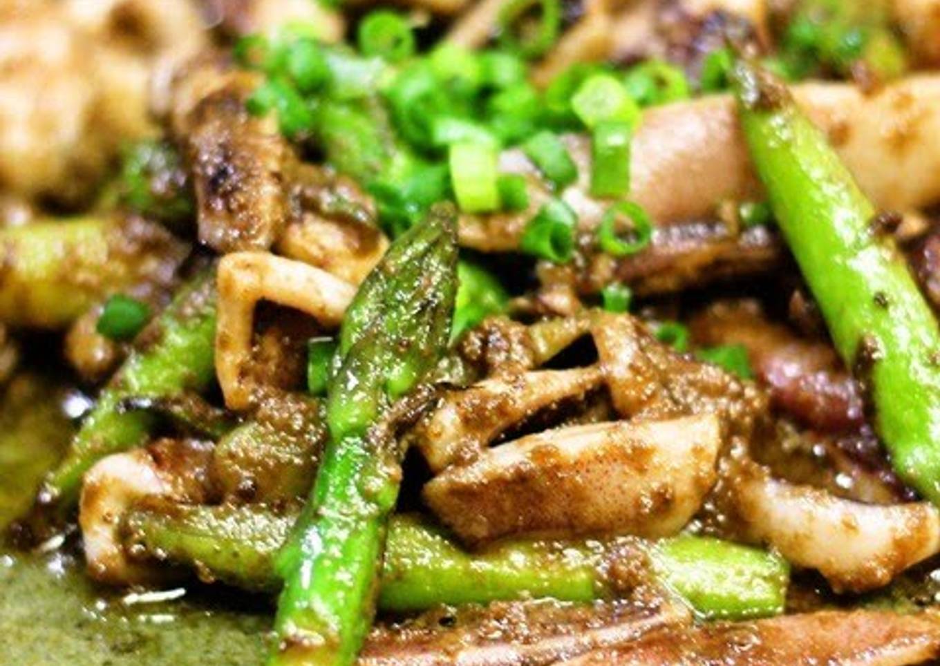 Chunky Squid Stir-Fry