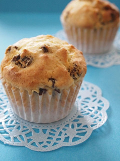 A picture of Raisin Muffins.