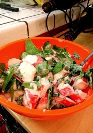 A picture of Crab and Spinach Salad.