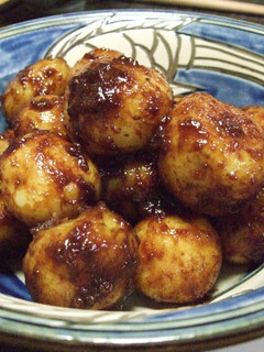 A picture of New Potatoes Simmered in Miso.