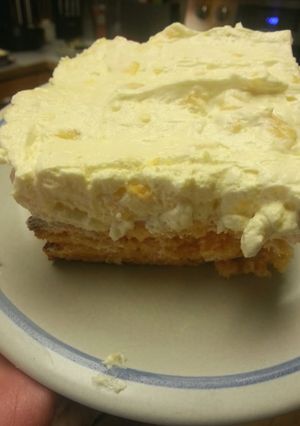 A picture of Fuzzy Navel Cake.