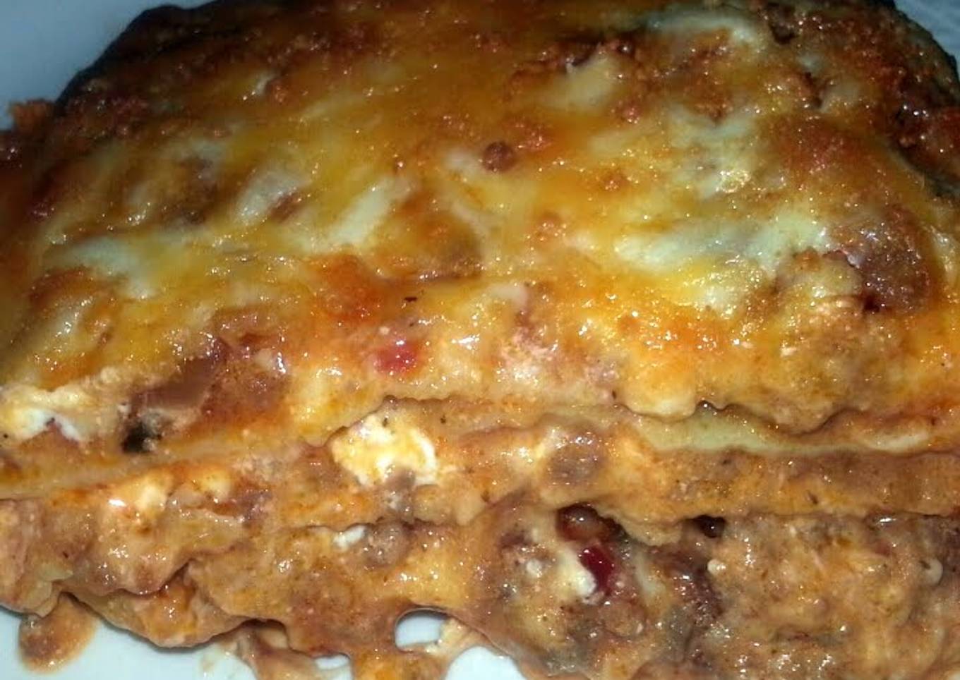 Lasagna with cheese