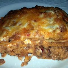 A picture of Cheesy Meat Lasagña.