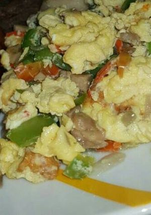 A picture of Scrambled Mushroom Eggs.