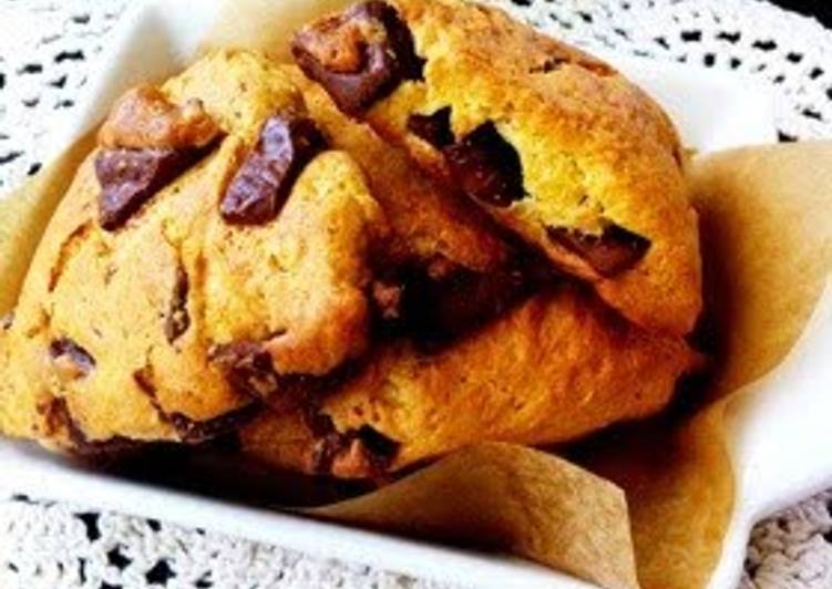 Recipe of Any-night-of-the-week Crispy Chocolate Scones Made with Pancake Mix