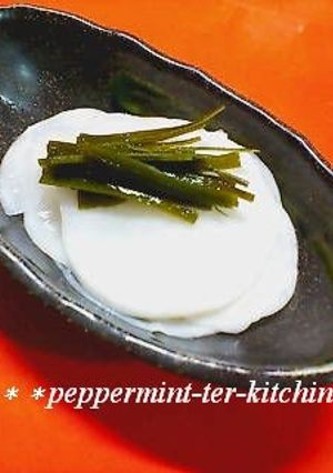A picture of Turnip Senmai-Zuke (Kyoto-style Pickles).