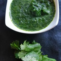 A picture of Coriander chutney.