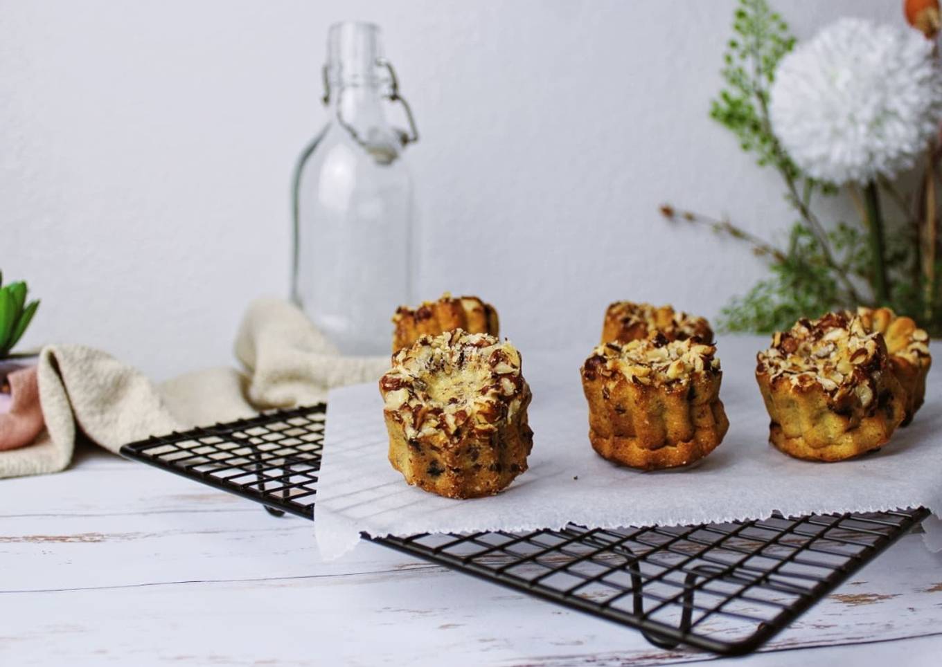 Cannelés aux noisettes croquantes