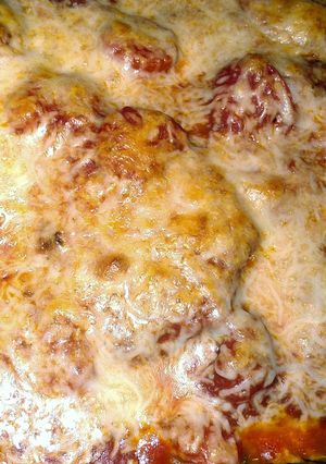 A picture of eggplant parmesan.
