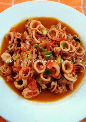 Foto resep Cumi saos merah #DikuahinBiarSyedep