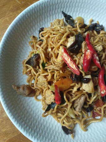 Cara Gampang Membuat Resep Mie Goreng Kampung (terasi) yang  Bikin Ketagihan Anti Ribet, Lezat