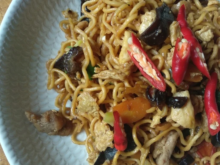 Cara Gampang Membuat Resep Mie Goreng Kampung (terasi) yang  Bikin Ketagihan Anti Ribet, Lezat