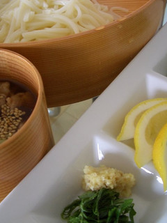 A picture of Dipping Sauce for Udon Noodles.