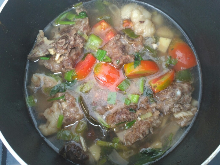 Resep: Asem asem tulang kambing mantap seger Farah Quinn