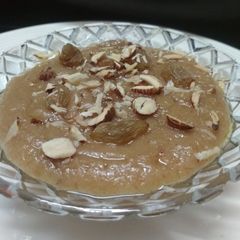 A picture of Suji ka halwa.