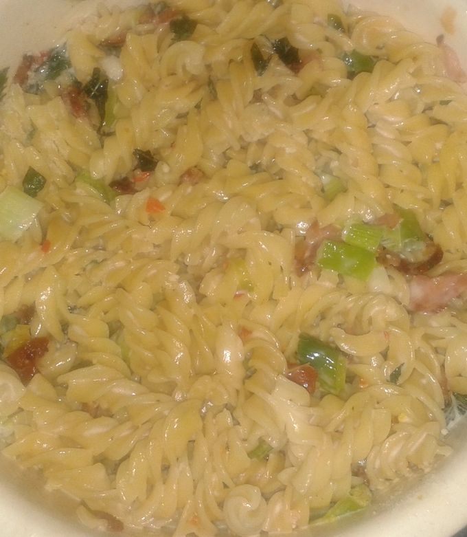 A picture of Bbq Pasta Salad.