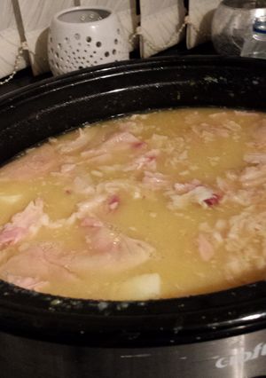 A picture of Red lentil, potato and ham soup.