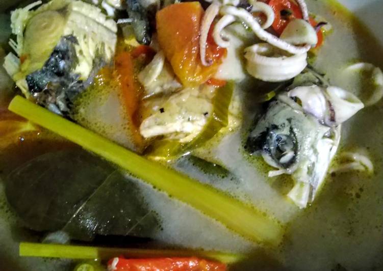 Ikan patin mix cumi asem pedas kuah santan (RECOMMENDED)