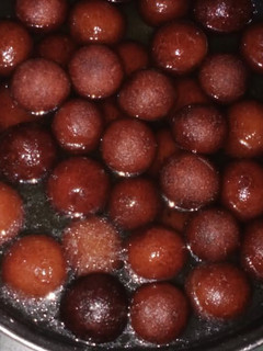 A picture of मावा गुलाबजामुन (Mawa gulab jamun recipe in Hindi).