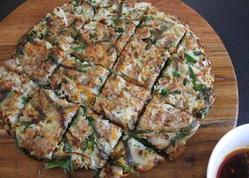 Easiest Way to Recipe Tasty Okonomiyaki with Garlic Chives