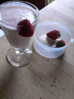 A picture of Strawberry Mango Lassi.