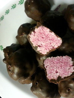 A picture of 'V' Homemade Raspberry Ruffles.