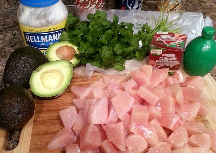 Guide to Prepare Chicken Avocado Salad w Cilantro in 11 Minutes for Beginners