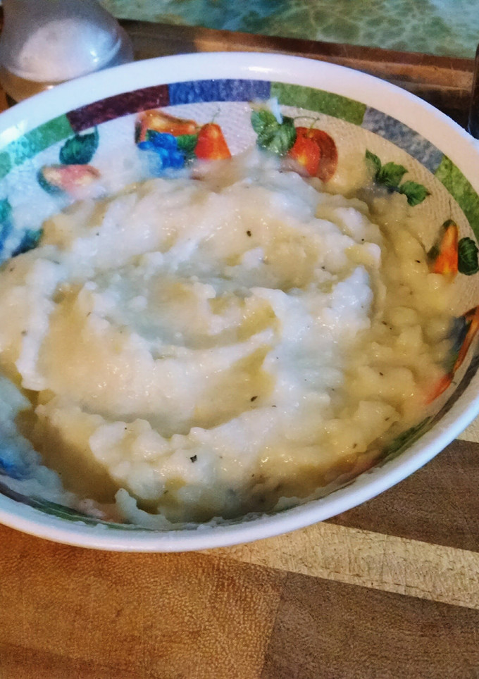 A picture of Super Simple Mashed Potatoes.