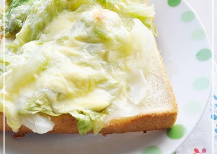 How to Prepare Full of Lettuce Cheese Toast