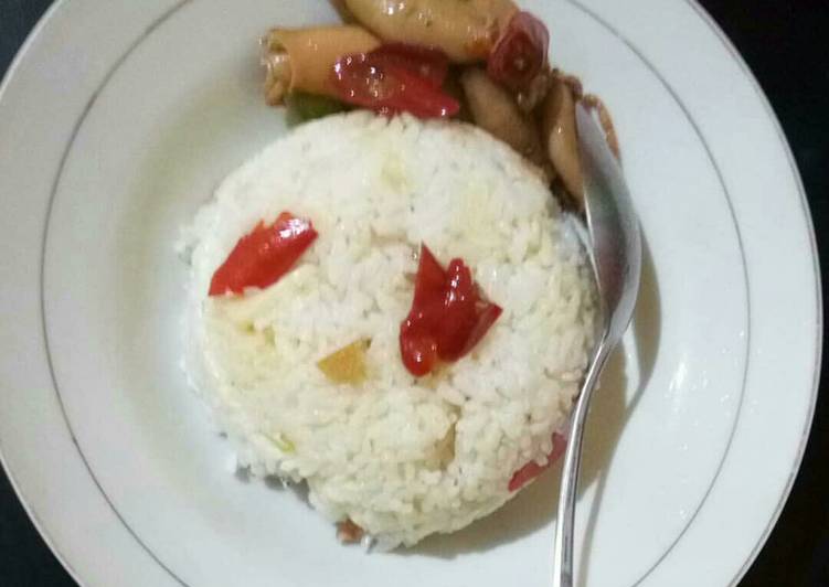 Bagaimana Menyiapkan Nasi Liwet Rice cooker simple, Enak Banget