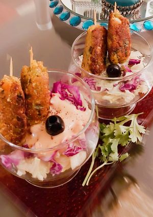 A picture of Cocktail Veg Sheekh kebabs.
