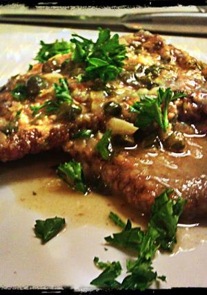 A picture of Veal Piccata.