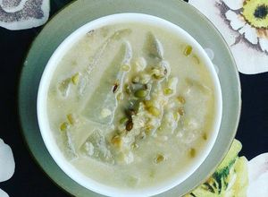 Hình của món Chè đậu xanh nha đam.