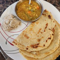 A picture of Foxtail millet dosa.