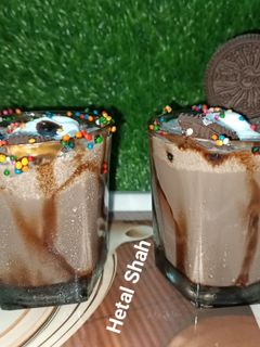 डार्क फैंटेसी मिल्कशेक रेसिपी मुख्य फोटो