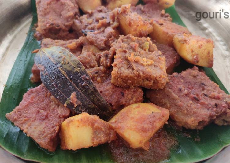 Recipe of Favorite Dhokar Dalna