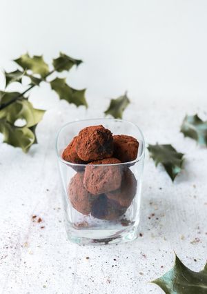 A picture of Healthy Christmas Chocolate Truffles 🍫 🤩.