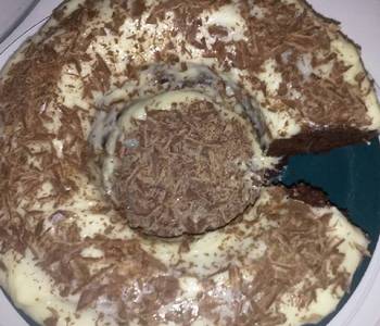 Ultimate, Prepare Chocolate Cake with Cream Cheese Icing  Chocolate Shavings Delicious Steady