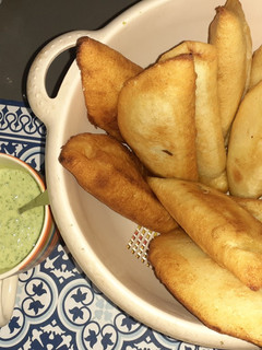 Una foto de Empanadas de carne mechada Venezolanas