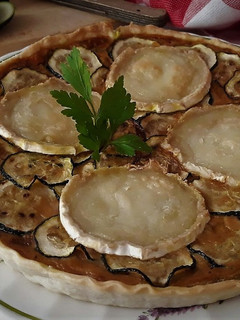 Una foto de Quiche de calabacín y queso