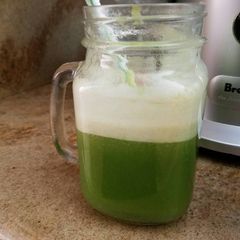 A picture of Yum green juice.