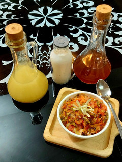 عکسی از دستور سالاد خیارشور