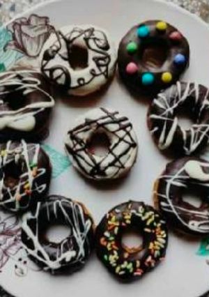 A picture of Chocolate Doughnuts.