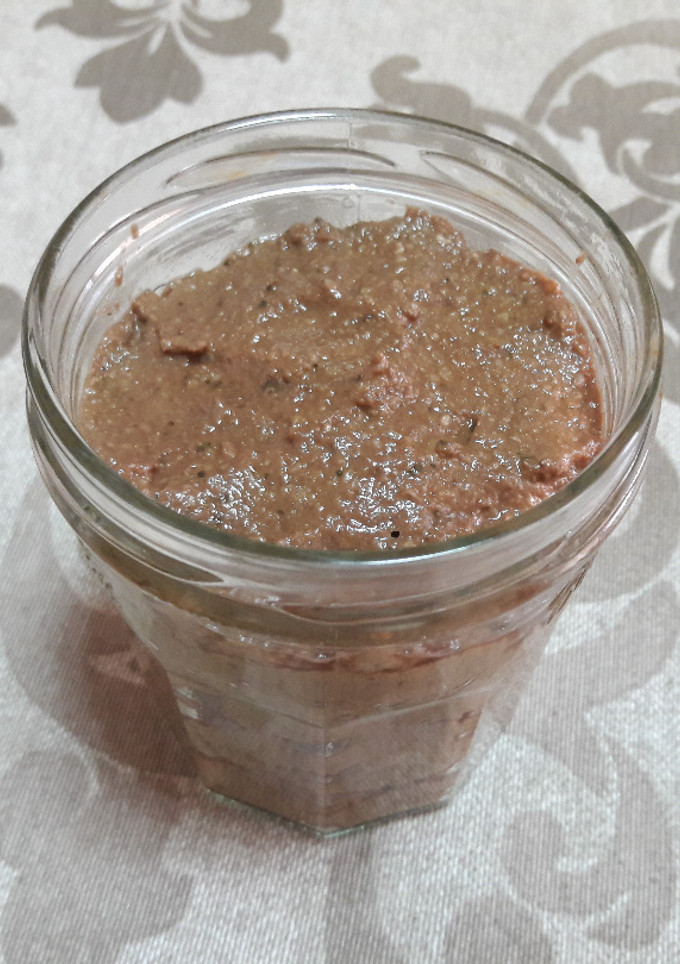 Una foto de Paté de champiñones y girasol vegano🍄