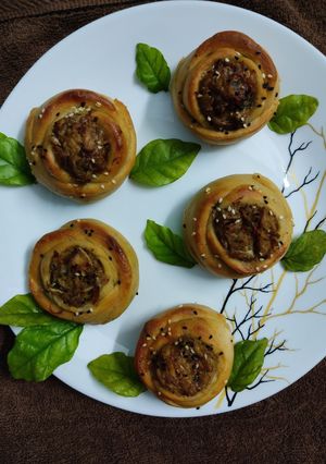 চিকেন রোস বান (chicken rose bun recipe in Bengali) রেসিপির প্রধান ছবি