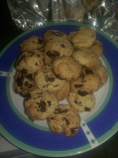 A picture of Vegan chocolate peanut butter cookies.