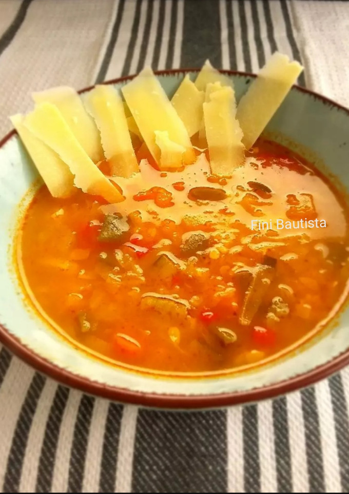 Una foto de Sopa minestrone